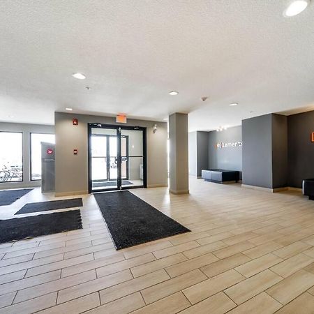 Bright Luxe Condo, Ac, Top Floor, King Bed, Balcony! 埃德蒙顿 外观 照片